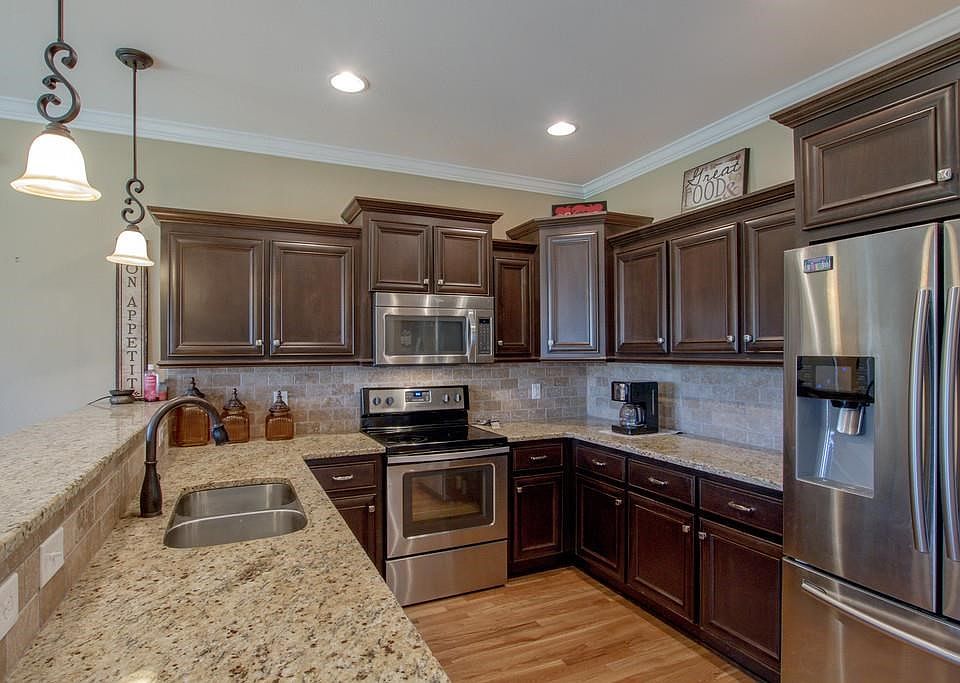 1st image of 2413 Dewington Dr