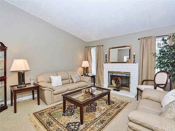 3rd image of 4449 Marigold Dr