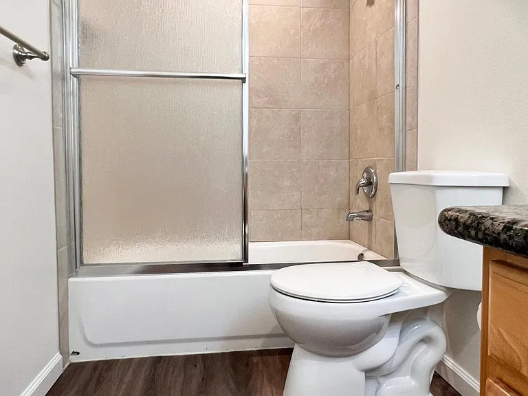 6452 Orange Ave #17 — Photo 11