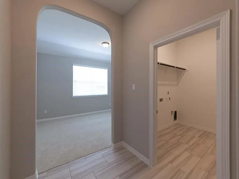 22138 Grand Mist Dr — Photo 37