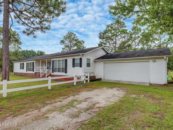 47 Deer Ridge Drive W, Hampstead, NC 28443