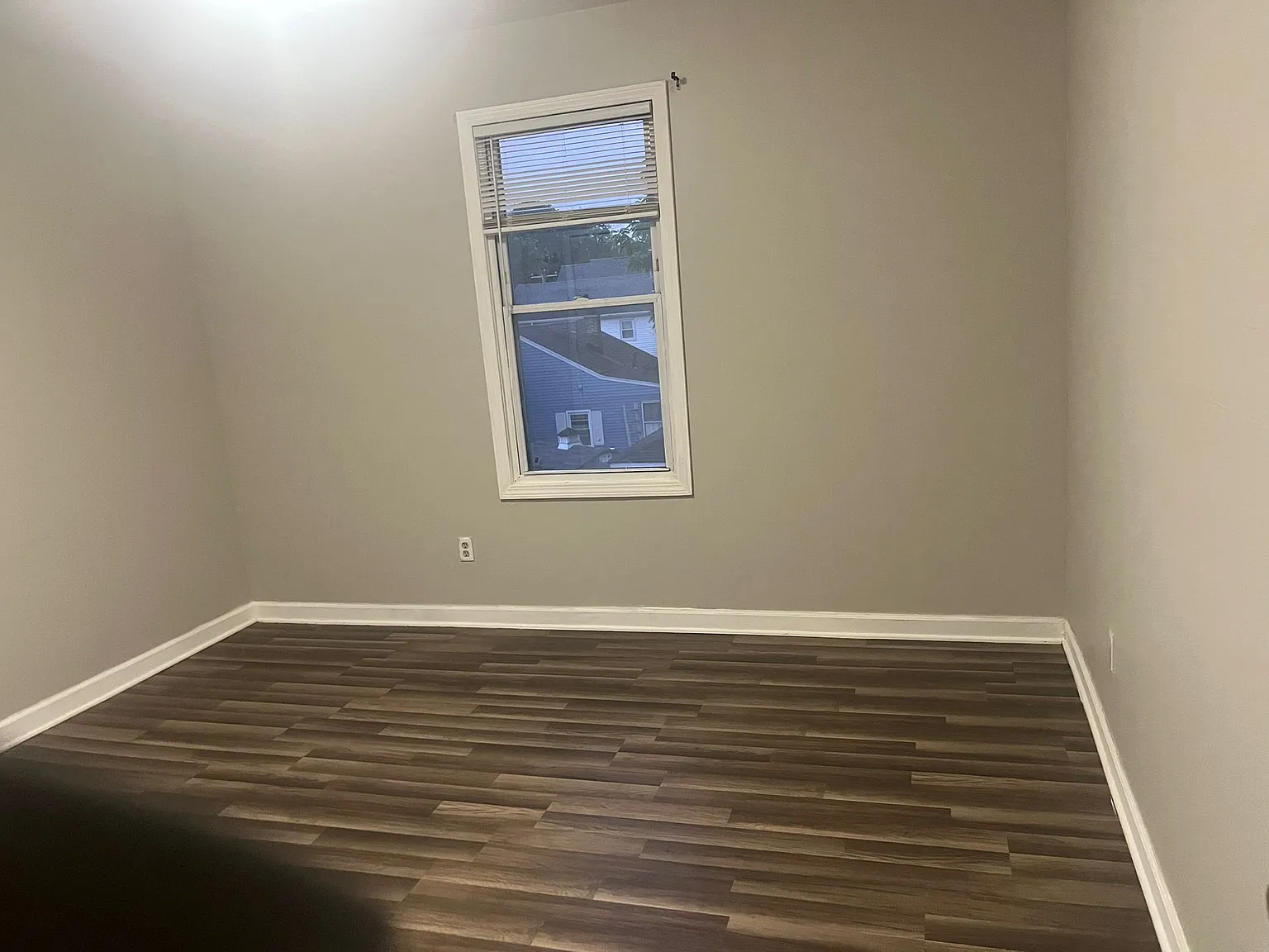 4 bed, 1344 sqft, $1,800 — Photo 4