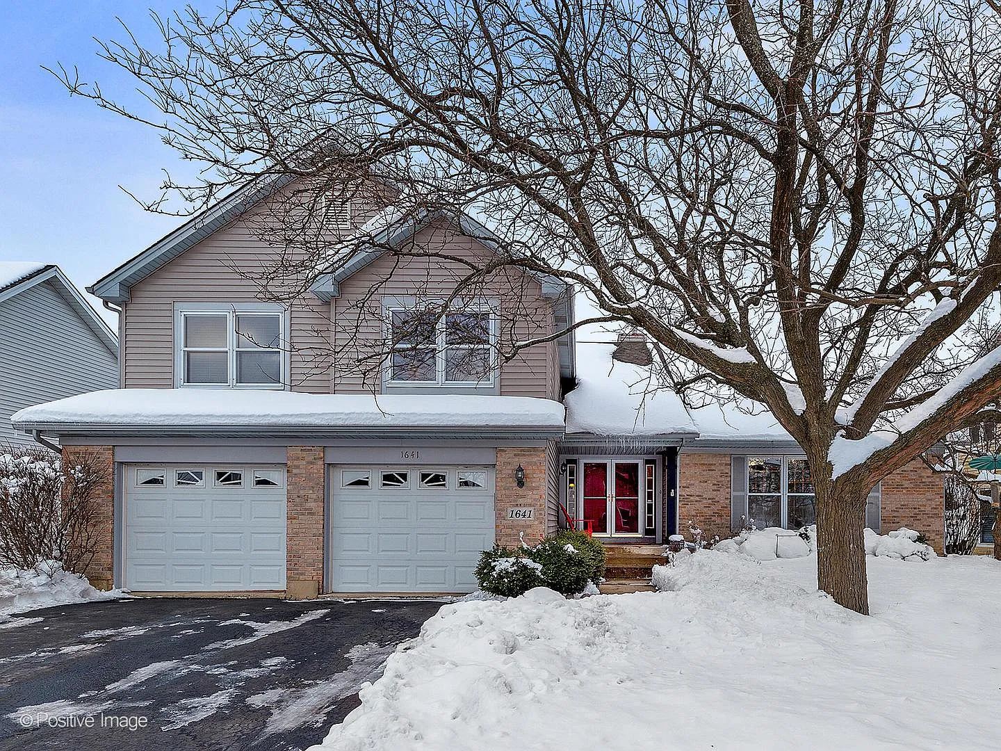 1641 Ainsley Ln photo 1