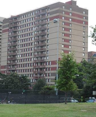 1st image of 801 N Pitt St APT 1000