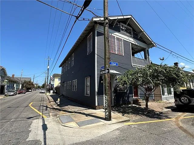 3108 Burgundy St — Photo 18