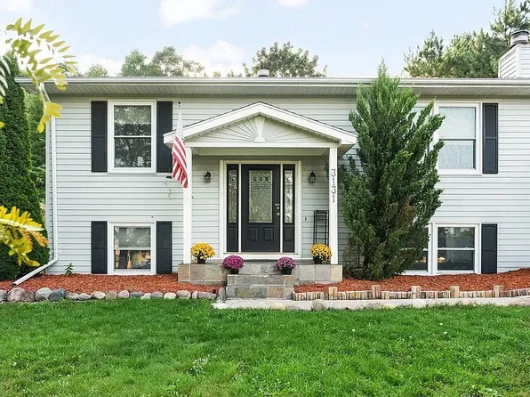 3131 Paysage Pl, Traverse City, MI 49684