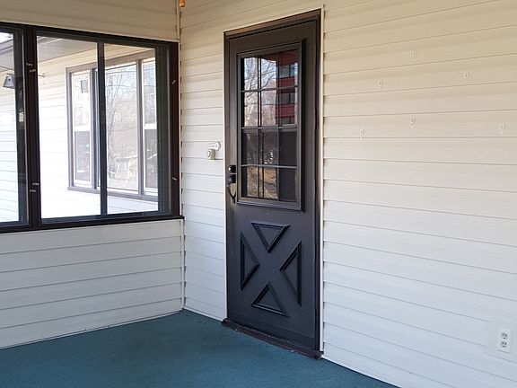 Enclosed Front Porch