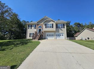 104 Coolspring Dr, Temple, GA 30179