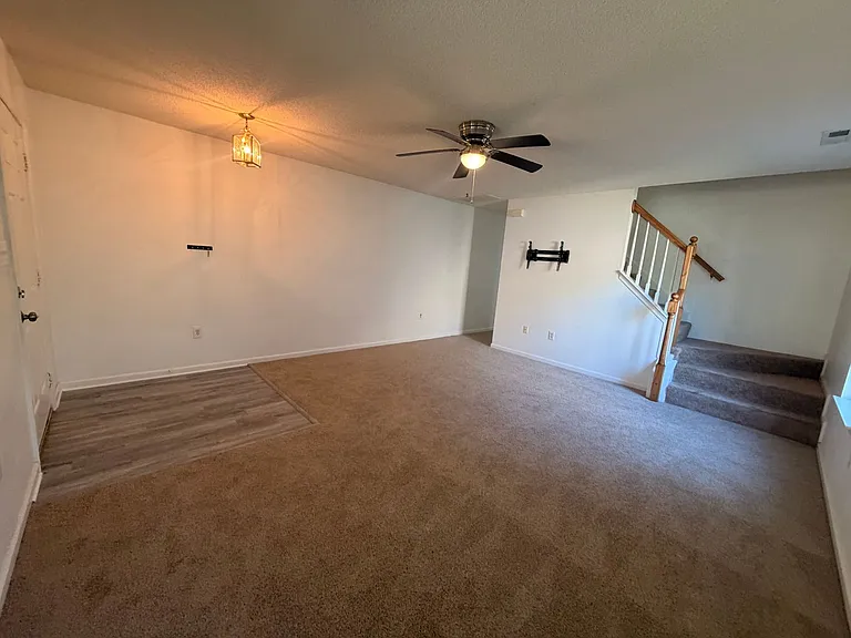 325 Town Pointe Way — Photo 9