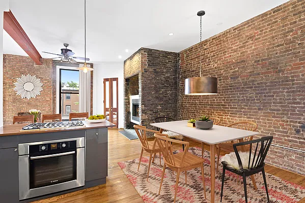 Sold by Compass | media 5