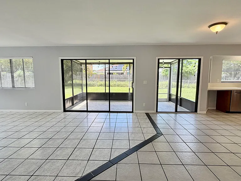 6048 Garrett St — Photo 19