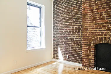 Rented by Urban Real Estate Inc