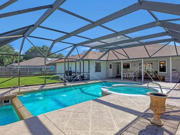 3607 Whisperwood Cir, Melbourne, FL 32901