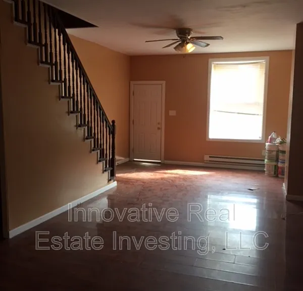 530 N 53rd St — Photo 1