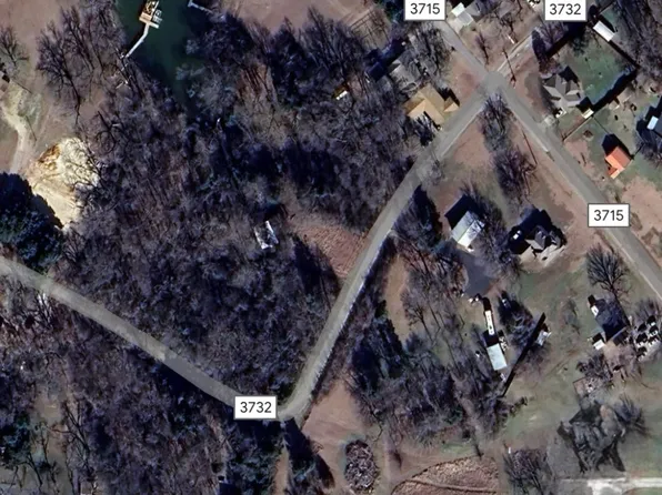 2 County Road 3732, Wills Pt, TX 75169