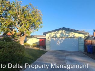 9331 Mark St, Elk Grove, CA 95624