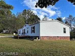 2nd image of 3898 Dehart Church Rd