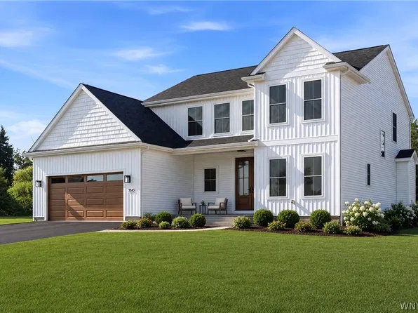 3828 Ridgeland Dr, Wheatfield, NY 14120