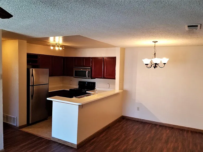 4450 S Pitkin St #127 — Photo 2