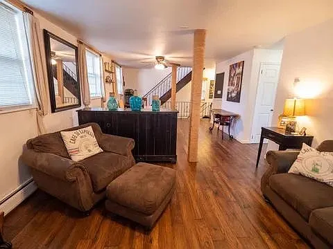 3 bed, 2.0 bath, $3,749 — Photo 4