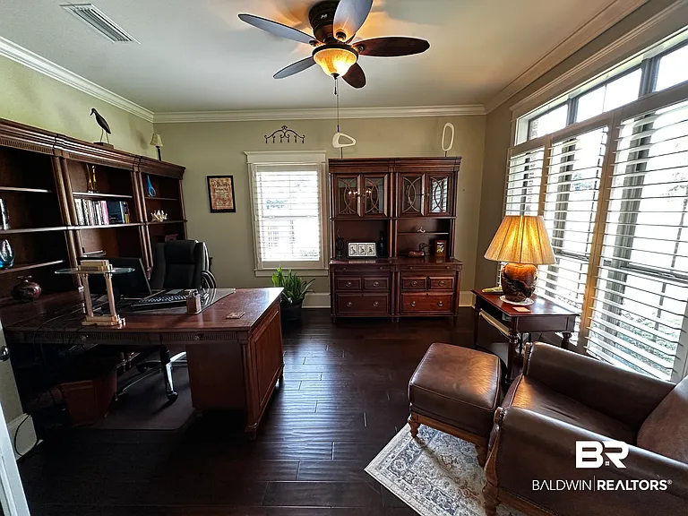 814 Darrah St — Photo 30