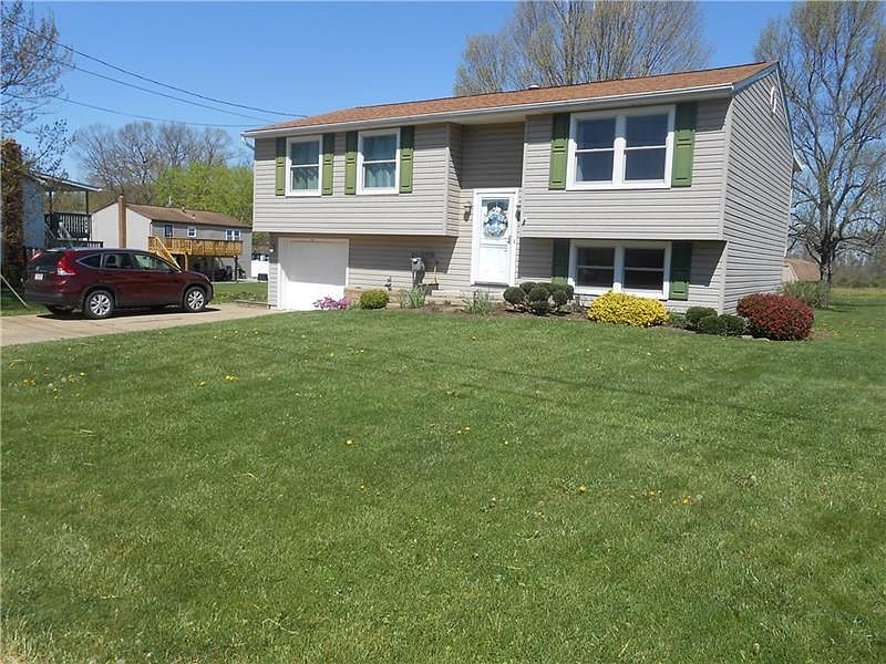 1st image of 142 Cornell Dr