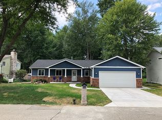3445 Talbot Dr, Troy, MI 48083