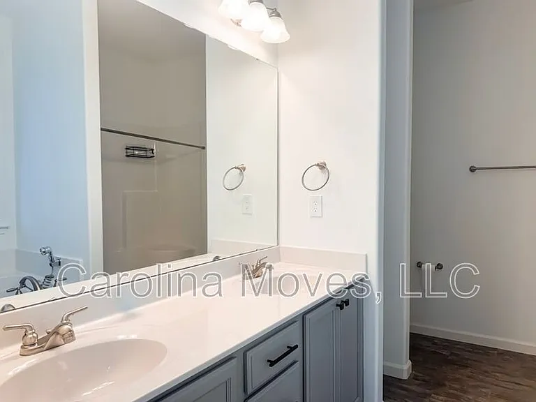 39 Mossycup Rd — Photo 8