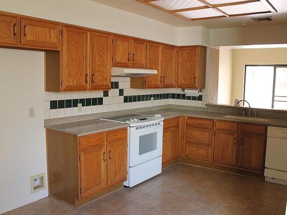 4th image of 7320 S Bonarden Ln