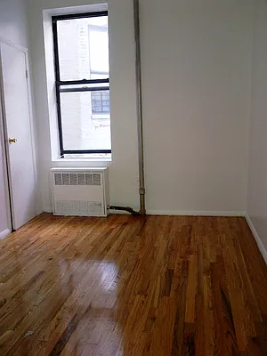 Rented by Next Door Realty NYC | media 19