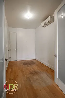 Rented by Next Door Realty NYC | media 30