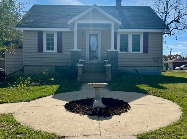 105 W Chestnut St, Dixon, MO 65459