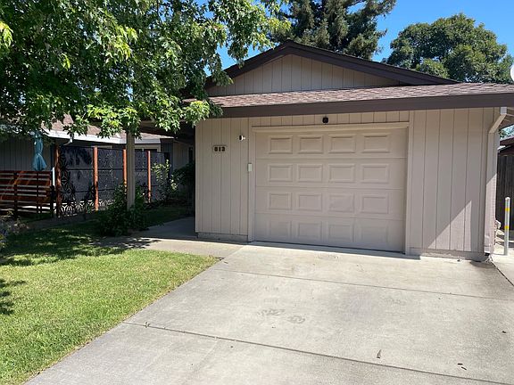 2nd image of 613 Hermosa Pl