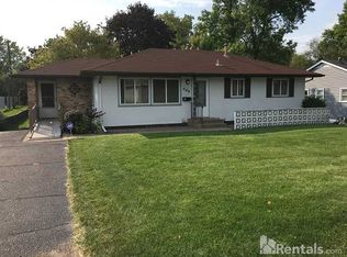 664 6th Ave NW, New Brighton, MN 55112