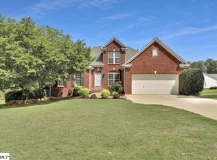304 Snap Creek Ct, Simpsonville, SC 29681