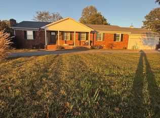 300 Talbert Dr, Hopkinsville, KY 42240
