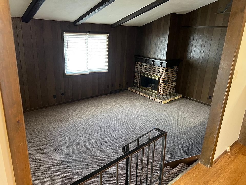 1st image of 5929 N Old Orchard Dr