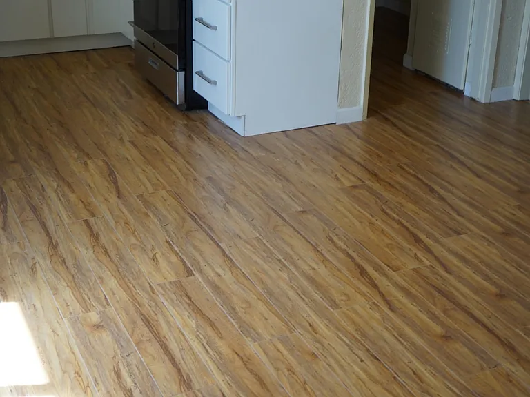 4643 Tulip Ave — Photo 8
