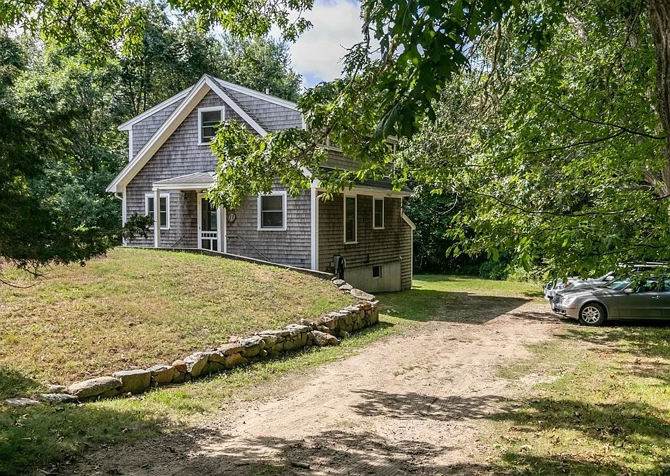 11 Hammett Ln