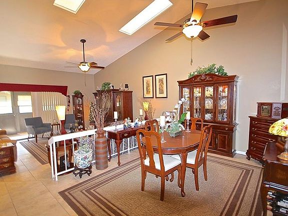 5th image of 2307 Sun Valley Cir #2307