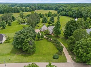 12341 Fox Lair Dr, Collierville, TN 38017