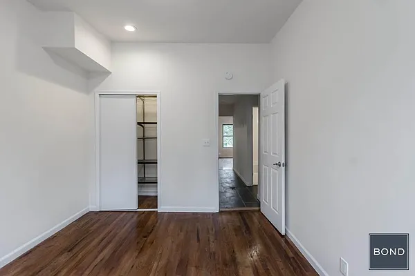 Rented by Bond New York | media 15