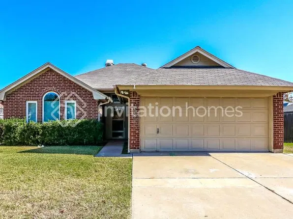 6312 Longmont Trl, Fort Worth, TX 76179