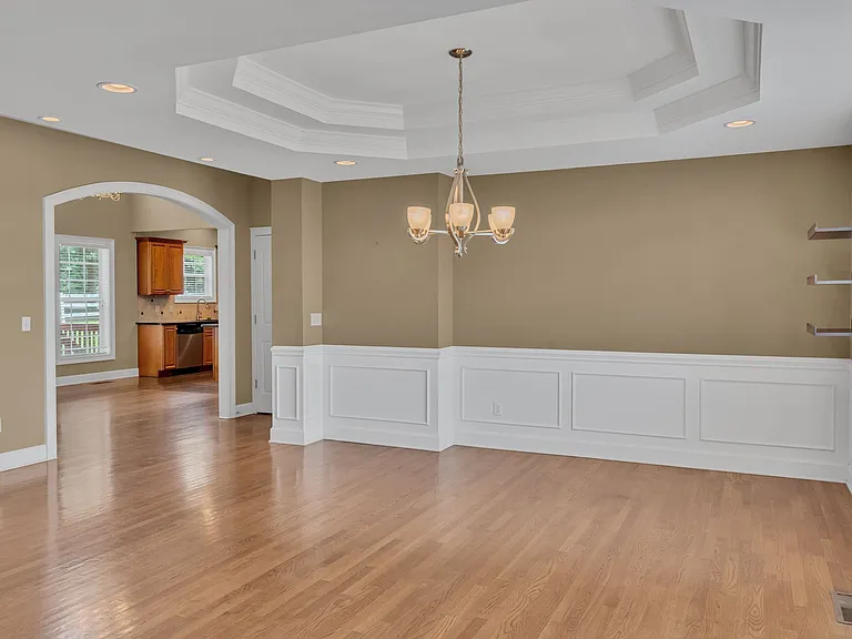 1520 Stokley Ln — Photo 2