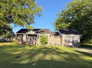 234 Central St, Bolivar, TN 38008