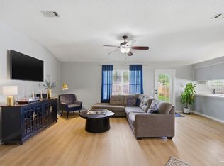 712 Thornwood Pl, Pensacola, FL 32514