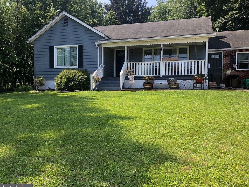 1st image of 2202 Windsor Rd