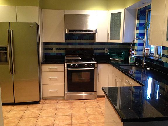 Stainless steel range/fridge/exhaust