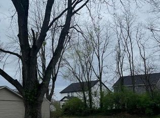 1005 W Madison Dr, O'Fallon, IL 62269