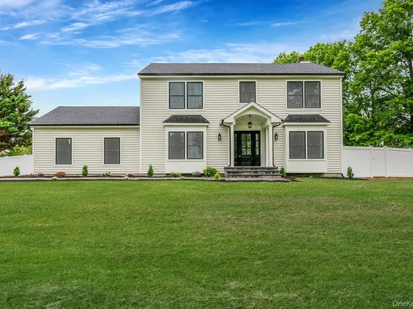 189 Southfield Road, Baiting Hollow, NY 11933